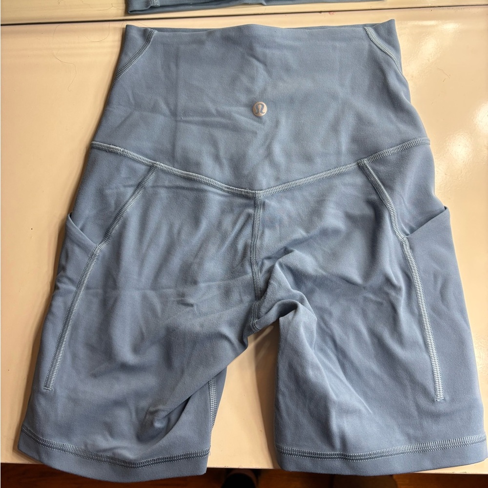 Lululemon align shorts with pockets